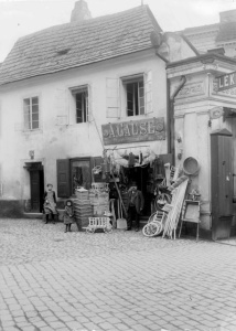 Obchod A. Gause (kolem roku 1930)