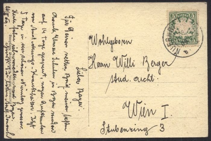 Nürnberg. Schlosshof m. Linde. Norimberk