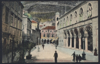 Dubrovnik. (Ragusa). Pred Gospom. Domplatz.