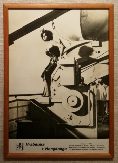 Filmová fotografie (fotoska) rámováno - Hraběnka z Hongkongu / A Countess from Hong Kong
