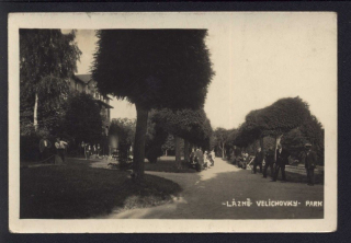 Lázně Velichovky. Park.