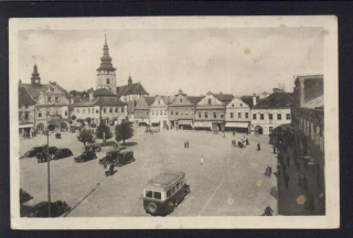 Pelhřimov. Auta. Autobus.