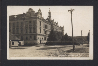 Blatná. Obecná a měšťanská škola