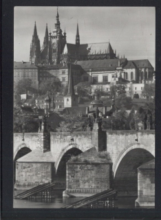 Praha. Pražský hrad. Karlův most