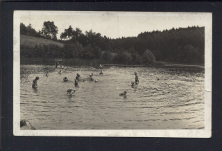Černé jezero u Drhlen