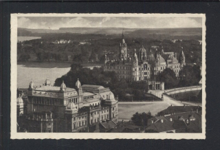 Schwerin i. Meckl. Schloss und Staatstheater