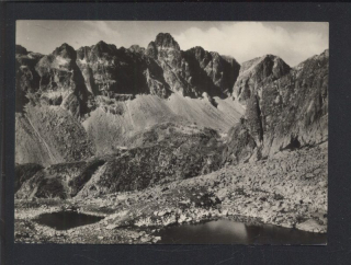 Vysoké Tatry. Masív Bradovice z okolia Zbojníckej chaty