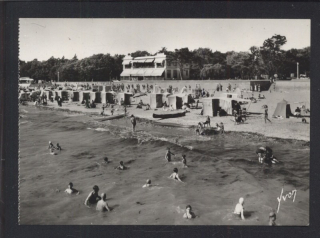 La Rochelle (Charente-Maritime) Plage du mail