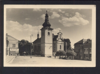 Červený Kostelec, náměstí