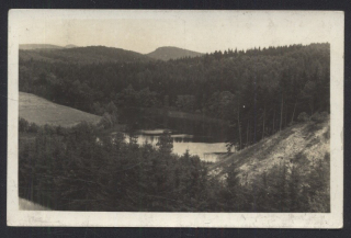 Černé jezero. Koupaliště u Drhlen