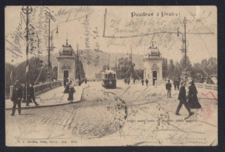 Pozdrav z Prahy! Průčelí nového mostu císaře Františka. Tramvaj