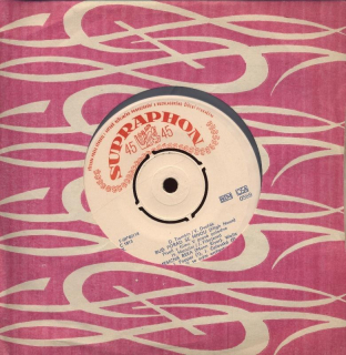 J. Popper - Buď pořád se mnou; J. Čeřovská - Měsíčná řeka / M. CHladil - Dívka, jež prodává růže; R. Cortés - Já vím
