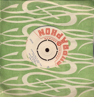 Karel Vlach se svým orchetrem - Dole u řeky (Down by the riverside) / Ten, koho ráda mám (The man I love)