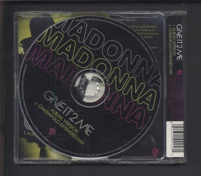 Madonna - Give It 2 Me (CD-single)