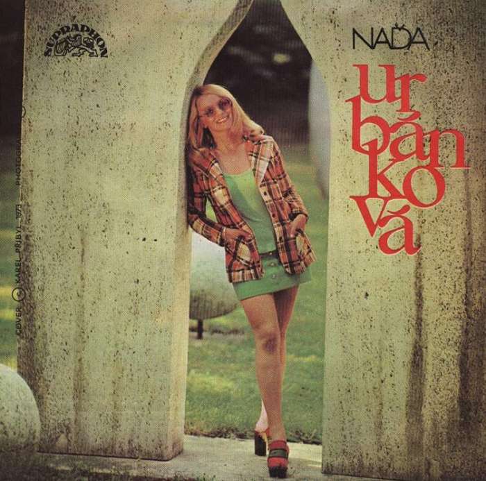 Naďa Urbánková - Blonďák s červenou bugatkou / Mám ráda žužu