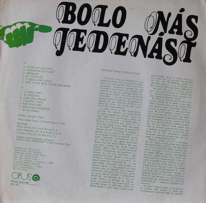 Bolo nás jedenást