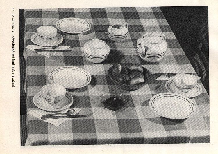 Tobolková-Kotíková, Zuzana - Prostřený stůl a jeho dějiny