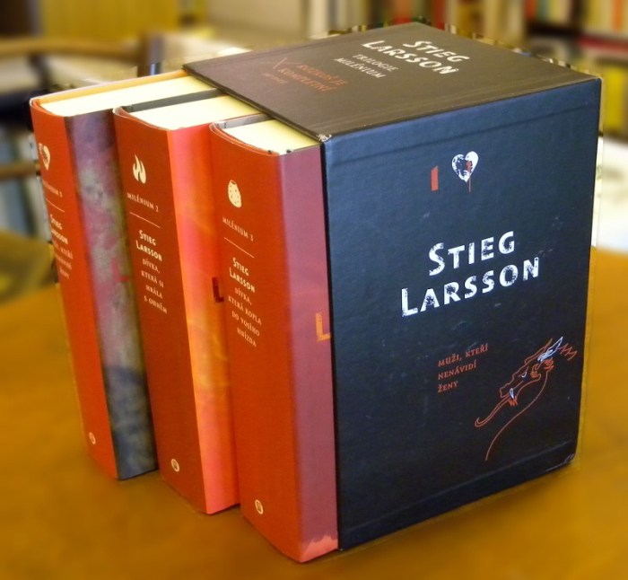 Larsson, Stieg - Milénium (Muži, kteří nenávidí ženy; Dívka, která si hrála s ohněm; Dívka, která kopla do vosího hnízda) box