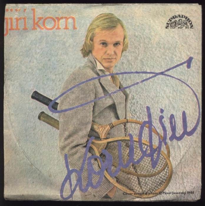 Jiří Korn - Nejsi / Kroužím