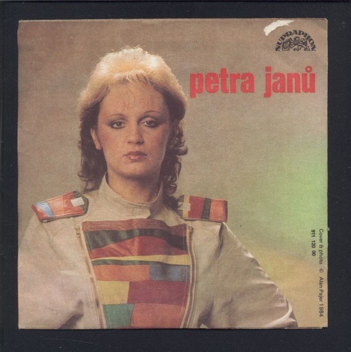 Petra Janů - Už nejsem volná (The Power Of Love) / Památník (SP)