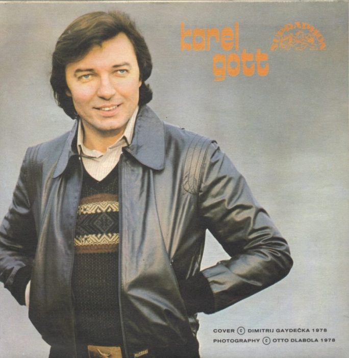 Karel Gott - Rikitiky lásko má / O dvě vrátka dál