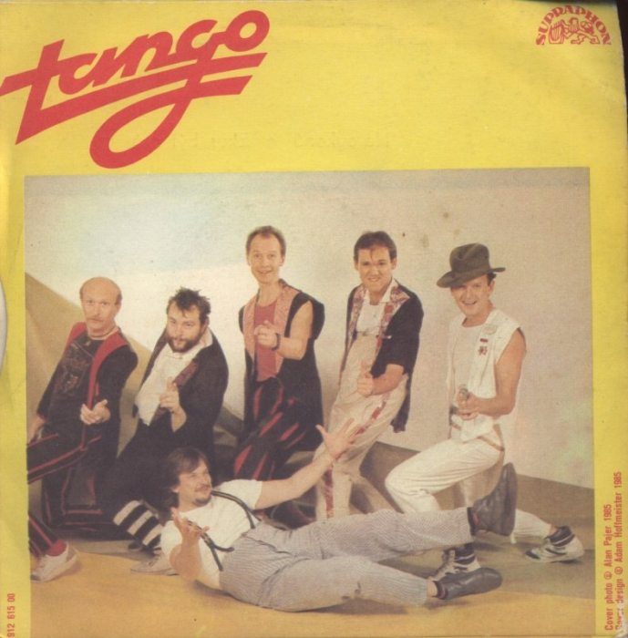 Tango - Nafoukaná / Zkus být svá