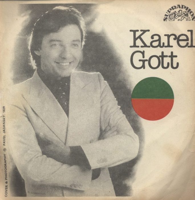 Karel Gott - Rikitiky lásko má / O dvě vrátka dál