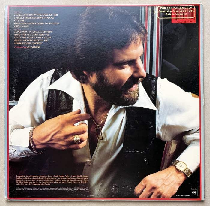 Moe Bandy - I Still Love You In The Same Ol' Way (LP)