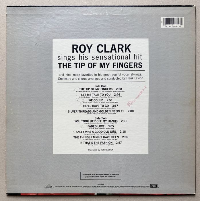 Roy Clark - Roy Clark Sings The Tip Of My Fingers (LP)