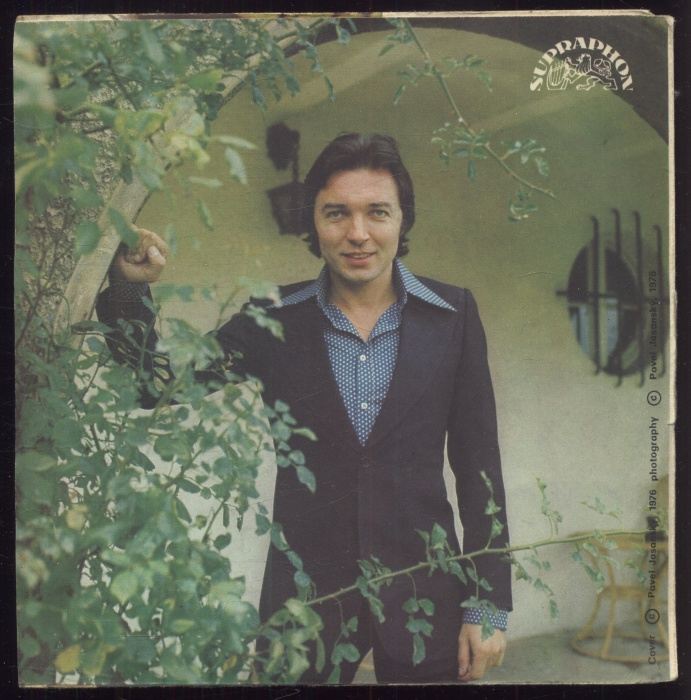Karel Gott - Dívkám / Mám zlatej důl (SP)